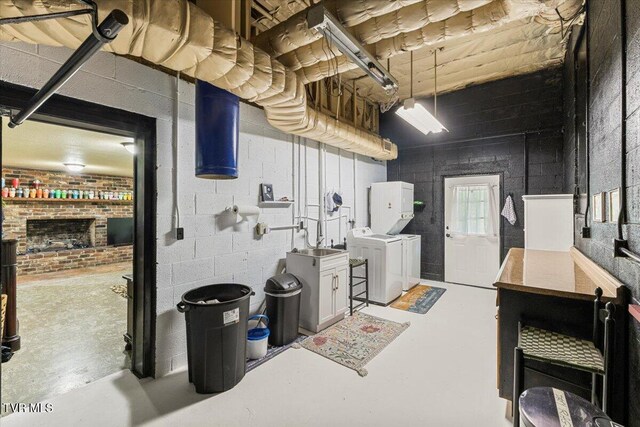 1902 Lamont St, Kingsport, TN 37664 - basement with washer and dryer