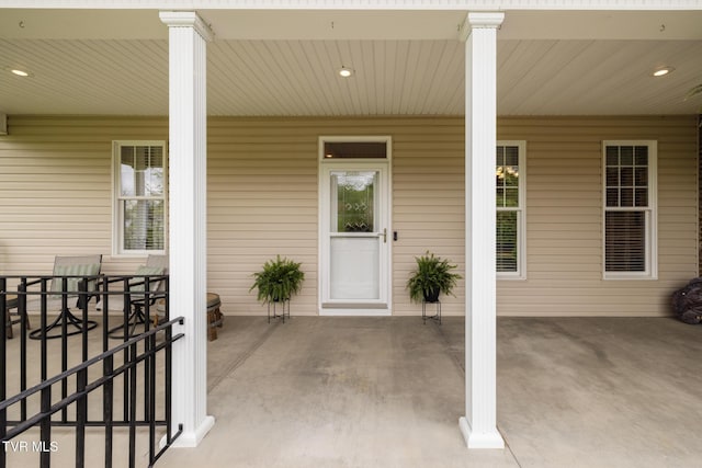 288 Max Jett Rd, Johnson City, TN 37601 - property entrance with a porch