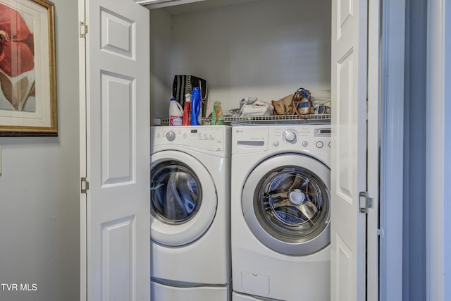 400 Sunset Dr Unit P83, Johnson City, TN 37604 - laundry room featuring laundry area and washer and clothes dryer