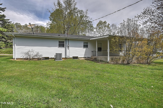 19032 Woodland Hills Rd, Abingdon, VA 24210 - rear view of property featuring a lawn, a patio, and central air condition unit