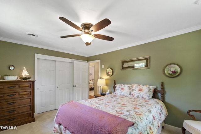 2004 Old Tusculum Rd, Greeneville, TN 37745 - bedroom with a ceiling fan, light carpet, ornamental molding, and a closet