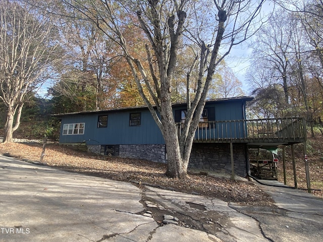 183 Bayless Rd, Jonesborough, TN 37659 - view of front of home with a wooden deck