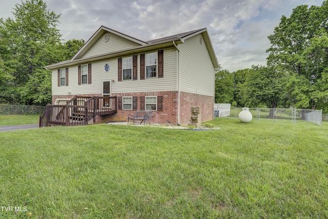 115 Maple Ridge Dr, Jonesborough, TN 37659 - view of front of home with brick siding
