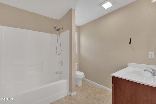 228 Taylor St, Bristol, TN 37620 - bathroom featuring shower / bath combination, baseboards, vanity, and toilet