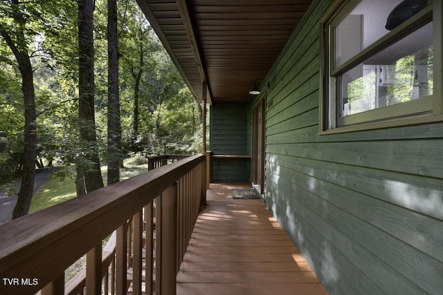 1008 Cox Trail Pl, Kingsport, TN 37660 - view of wooden deck