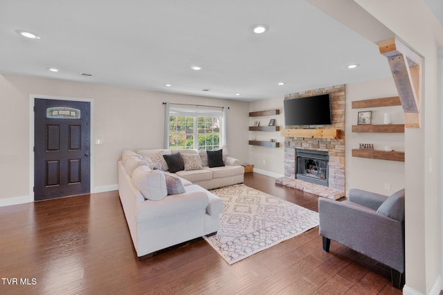 105 Dewey Ct, Bristol, VA 24201 - living area with recessed lighting, baseboards, wood finished floors, and a fireplace