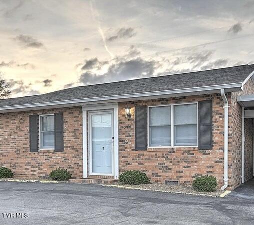 1544 Jessee St Unit S, Kingsport, TN 37664 - doorway to property with brick siding