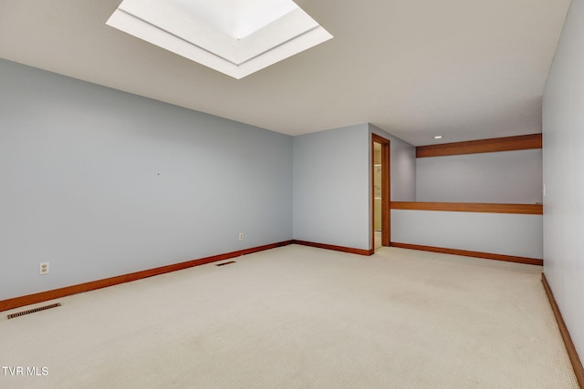 100 Periwinkle Pl Unit 100, Kingsport, TN 37660 - additional living space featuring carpet flooring, a skylight, and baseboards