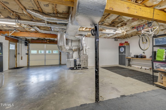 garage with heating unit