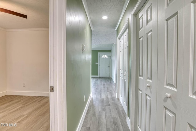954 Maple St, Kingsport, TN 37660 - hall with a textured ceiling, light wood-style floors, and ornamental molding