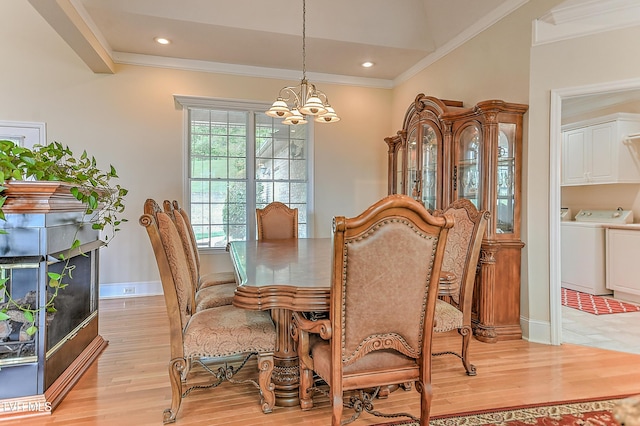 2304 Granite Dr, Johnson City, TN 37604 - dining space featuring crown molding, baseboards, an inviting chandelier, recessed lighting, and light wood-style flooring