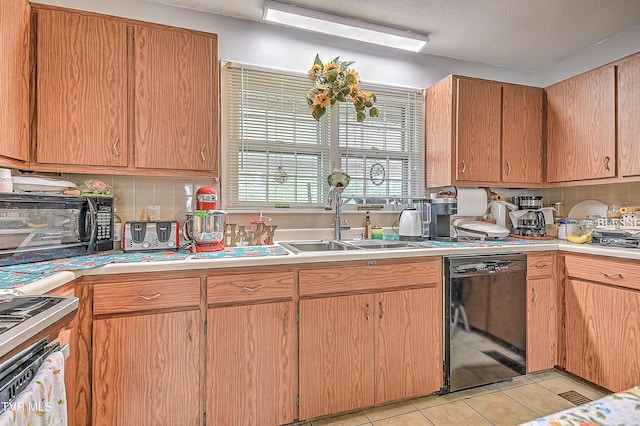 609 Hollyhill Rd, Johnson City, TN 37604 - photo 14