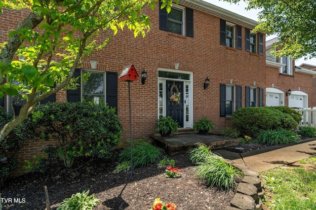 436 Headtown Rd, Jonesborough, TN 37659 - colonial inspired home with brick siding