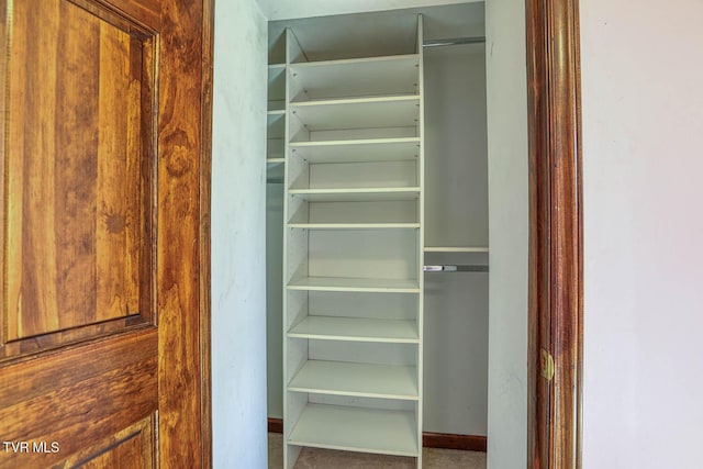 2653 Suffolk St, Kingsport, TN 37660 - view of closet