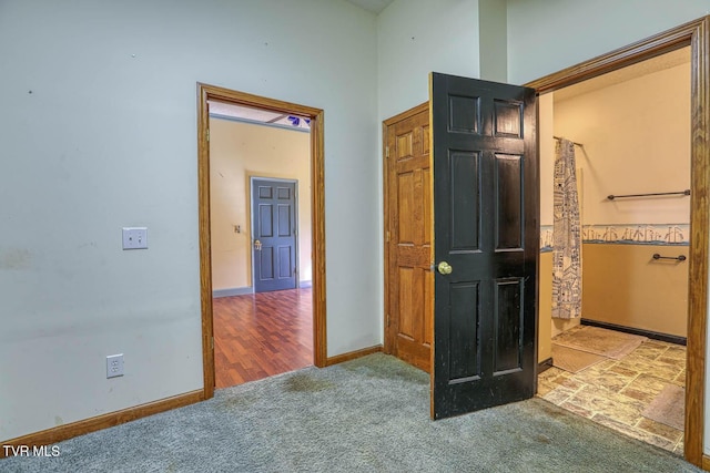 2653 Suffolk St, Kingsport, TN 37660 - hall with carpet flooring and baseboards