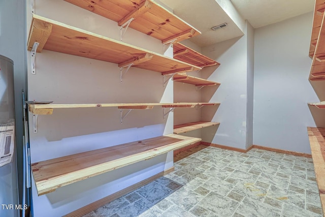 2653 Suffolk St, Kingsport, TN 37660 - view of pantry