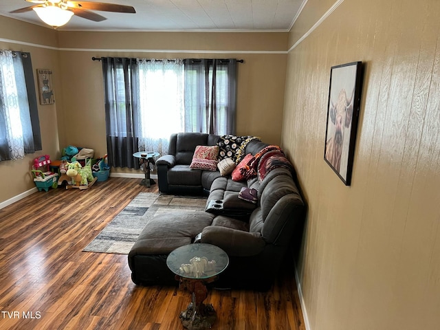1220 2nd Ave, Big Stone Gap, VA 24219 - living room featuring crown molding, plenty of natural light, a ceiling fan, and wood finished floors