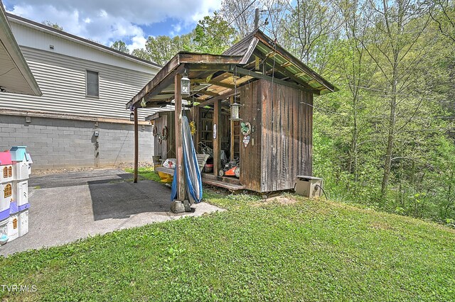 3851 Helen Henderson Hwy, Davenport, VA 24239 - view of outbuilding featuring an outbuilding