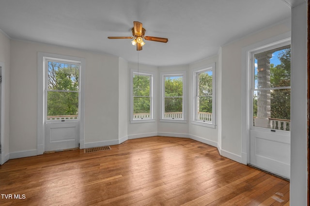 243 NW Mason Pl, Abingdon, VA 24210 - unfurnished sunroom with visible vents