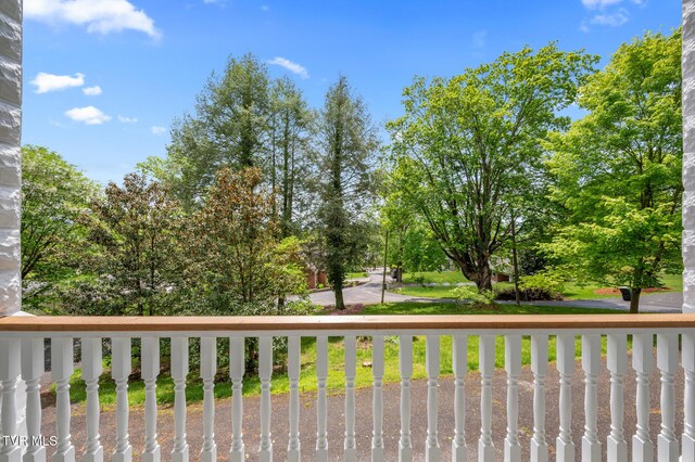 243 NW Mason Pl, Abingdon, VA 24210 - view of balcony