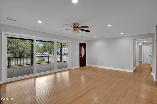 3749 Hemlock Park Cir, Kingsport, TN 37663 - unfurnished living room featuring ceiling fan, visible vents, baseboards, light wood-style floors, and recessed lighting