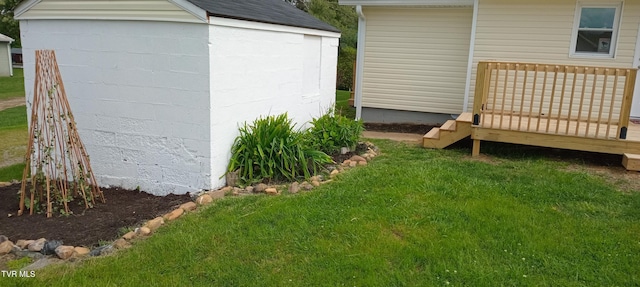 2160 Whirlwind Rd, Greeneville, TN 37743 - view of yard featuring a wooden deck and an outdoor structure
