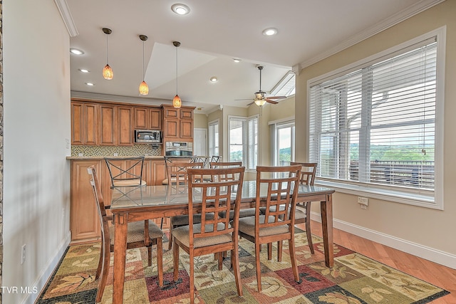 260 Dominique Ln, Greeneville, TN 37743 - dining room featuring crown molding, recessed lighting, baseboards, and light wood-type flooring