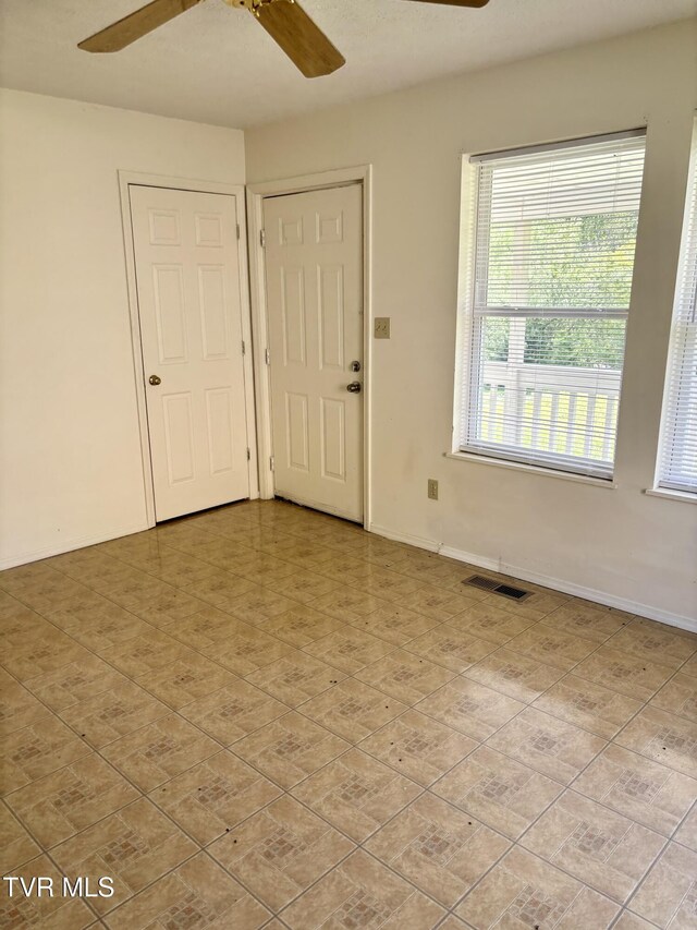 122 Kitty Cole Ln, Dungannon, VA 24245 - photo 4
