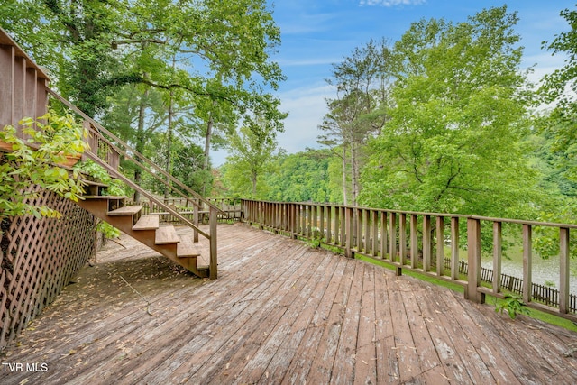 deck with stairway