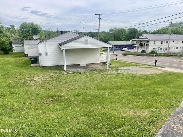 1001 Gibson Mill Rd, Kingsport, TN 37660 - view of home's exterior with a yard