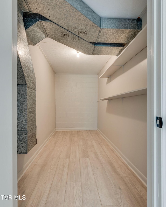 541 Vance Dr, Bristol, TN 37620 - walk in closet featuring wood finished floors