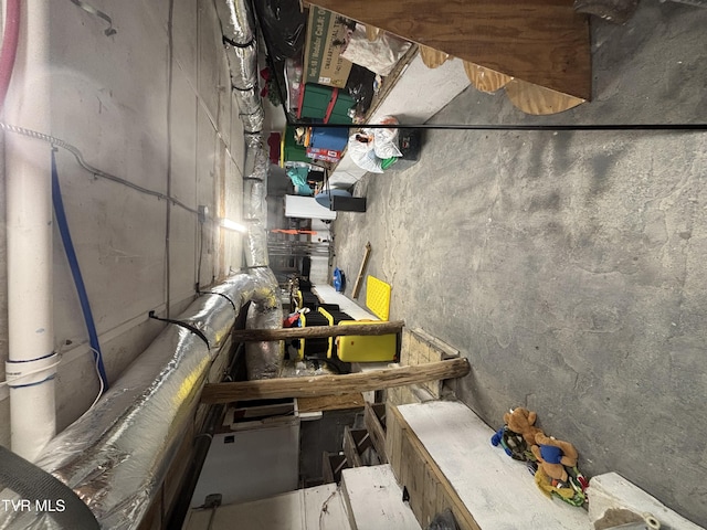 3401 Fairfax Rd, Coeburn, VA 24230 - interior space