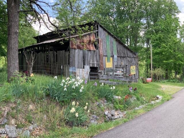 1478 Bellamy Tipton Rd, Gate City, VA 24251 - photo 3
