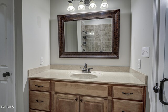 575 Boring Chapel Rd Unit 31, Johnson City, TN 37615 - bathroom featuring vanity