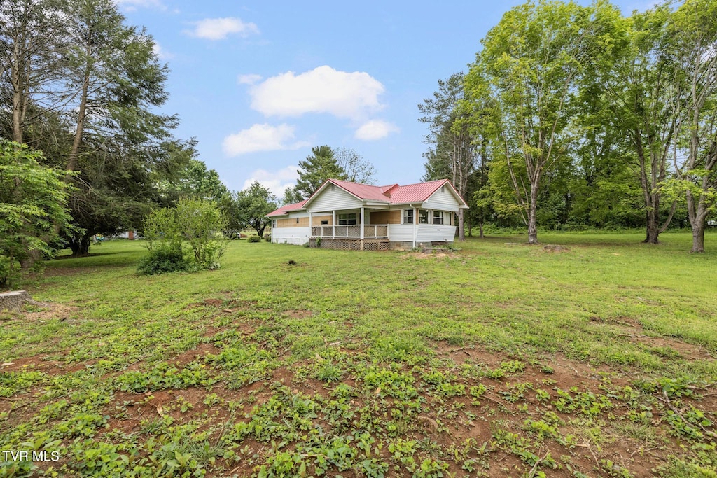 1940 Hickory Tree Rd, Bluff City, TN 37618 - view of grassy yard