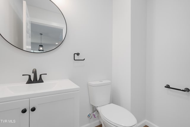 2503 Buffalo Rd, Johnson City, TN 37604 - bathroom featuring baseboards, toilet, and vanity