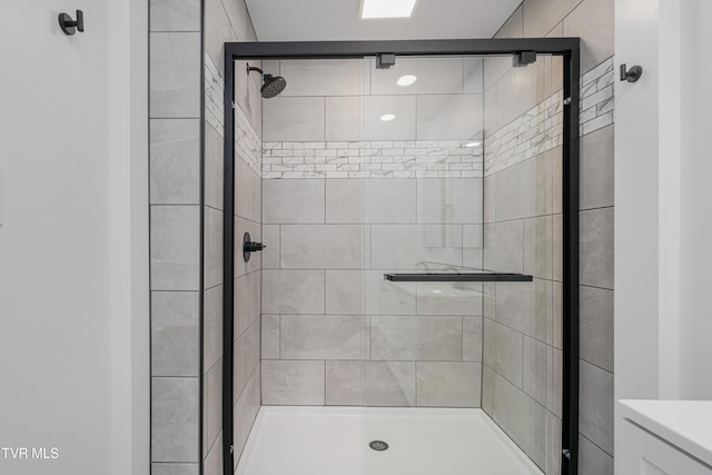 2503 Buffalo Rd, Johnson City, TN 37604 - full bathroom featuring a stall shower