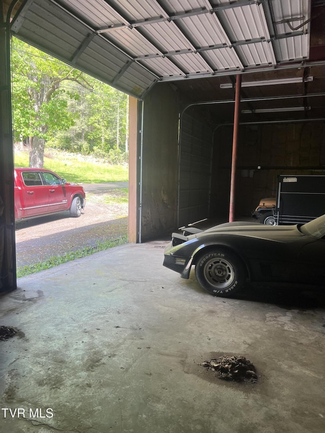 6430 Hoot Owl Hollow Rd, Norton, VA 24273 - view of garage