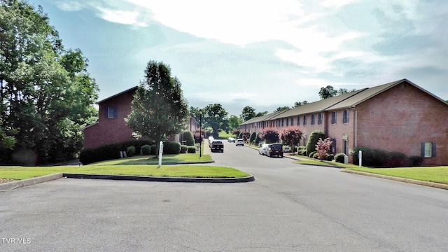 33 Oak Leaf Cir Unit 33, Johnson City, TN 37601 - view of asphalt street with curbs