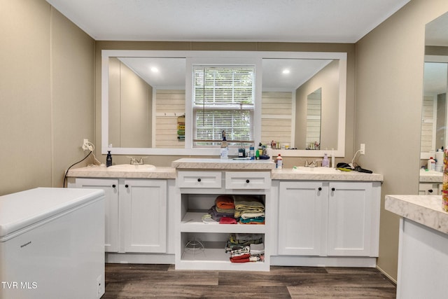 100 Colyer Rd, Greeneville, TN 37743 - full bathroom with wood finished floors, two vanities, and recessed lighting