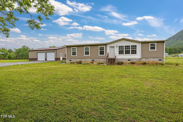 100 Colyer Rd, Greeneville, TN 37743 - manufactured / mobile home featuring crawl space, entry steps, a front yard, and gravel driveway