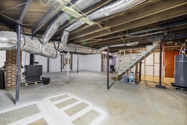 216 Sunbury Ct, Kingsport, TN 37664 - unfinished basement featuring a water pressure tank, stairs, and heating unit