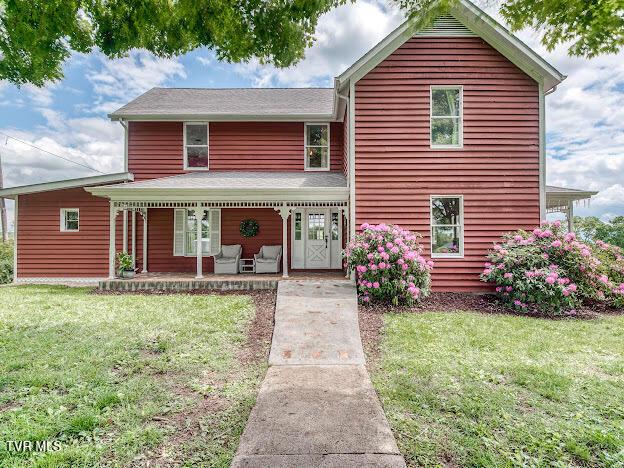 26354 Pewter Ln, Abingdon, VA 24211 - view of front of house with a porch and a front lawn