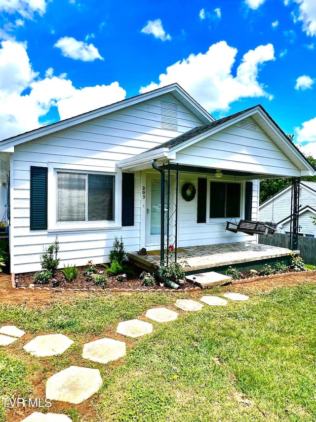 203 Sunrise Dr, Greeneville, TN 37743 - photo 1