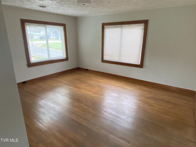 203 Sunrise Dr, Greeneville, TN 37743 - photo 7