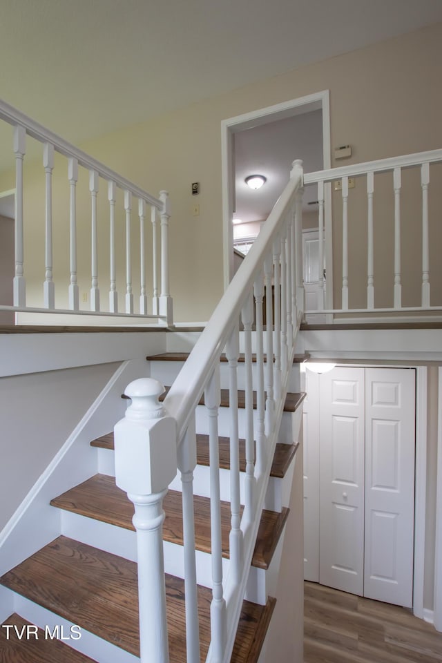 7324 White Pine Cir, Bristol, VA 24202 - stairs with wood finished floors