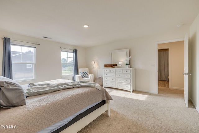 2340 Hamshire St, Johnson City, TN 37601 - bedroom with light colored carpet and baseboards