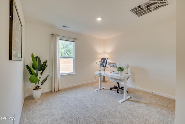 2340 Hamshire St, Johnson City, TN 37601 - office space featuring carpet floors and baseboards