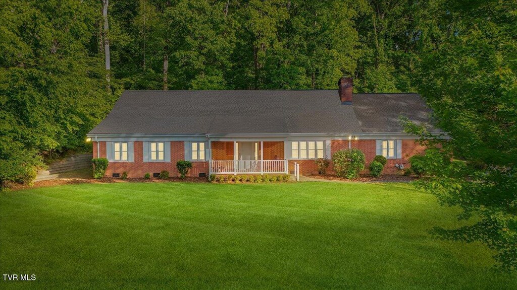 2300 Edgewood Ave, Elizabethton, TN 37643 - photo 1