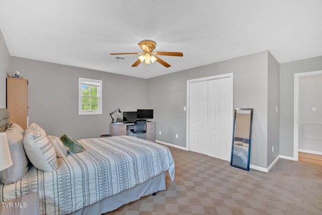 588 Spring Valley Rd, Bristol, VA 24201 - bedroom with a closet, baseboards, a desk, and a ceiling fan